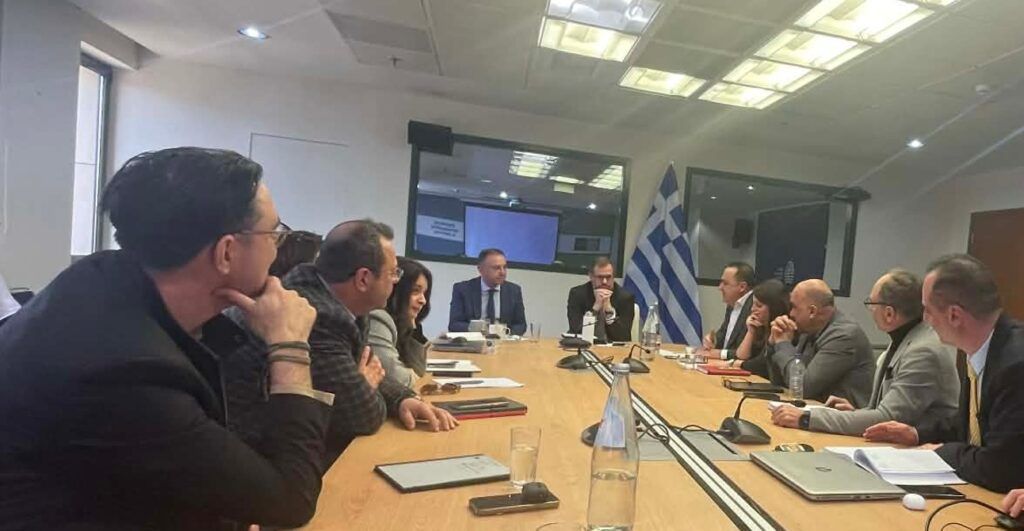 sifoel ypen 2 Συνάντηση στο ΥΠΕΝ: Τριπλό αίτημα στήριξης από ΣΥΦΩΕΛ για φωτοβολταϊκά μέχρι 500kw ΣΥ.ΦΩ.ΕΛ. Σύνδεσμος Φωτοβολταϊκών Ελλάδος